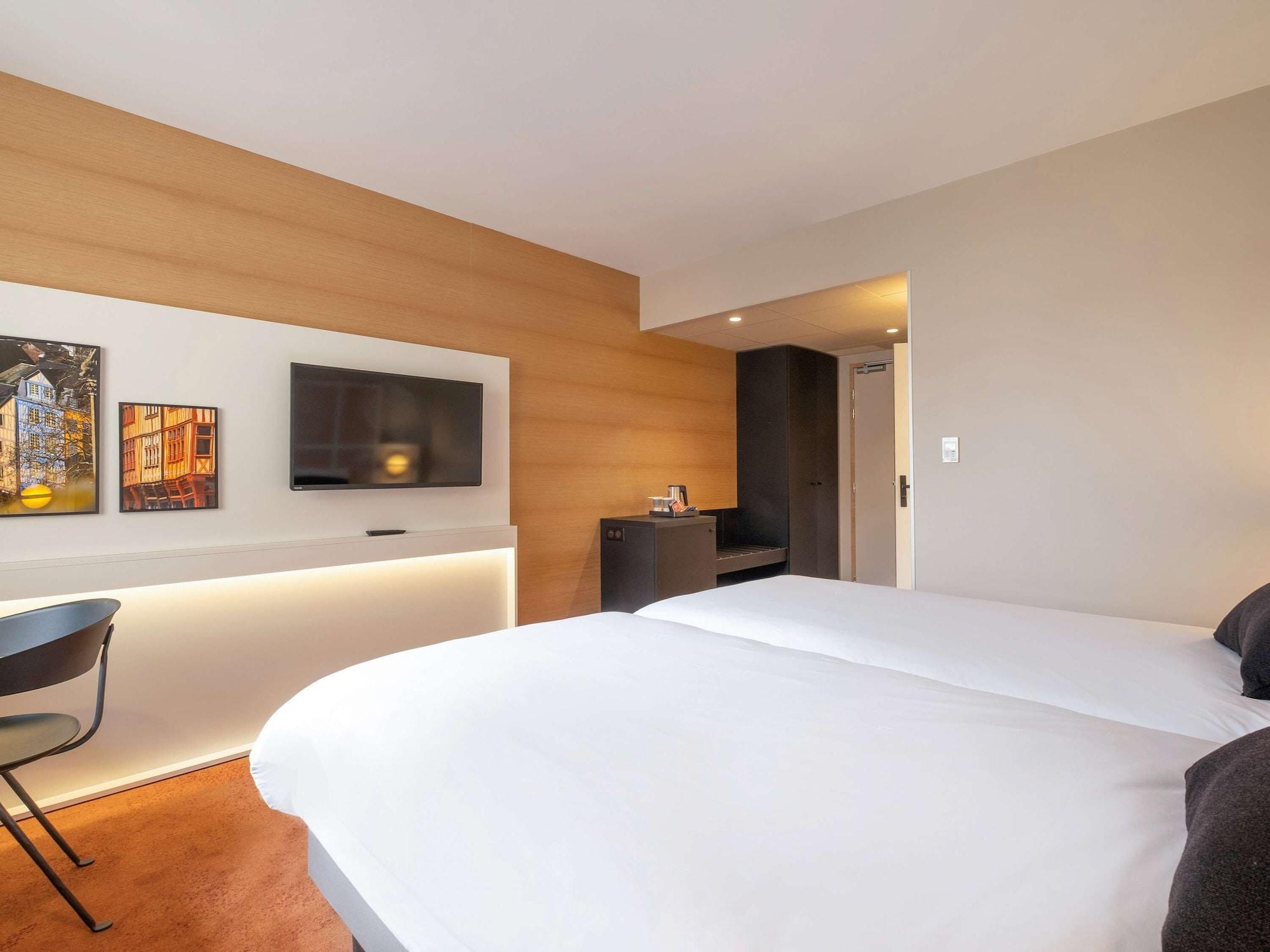 Mercure Rouen Centre Champ De Mars Exterior foto