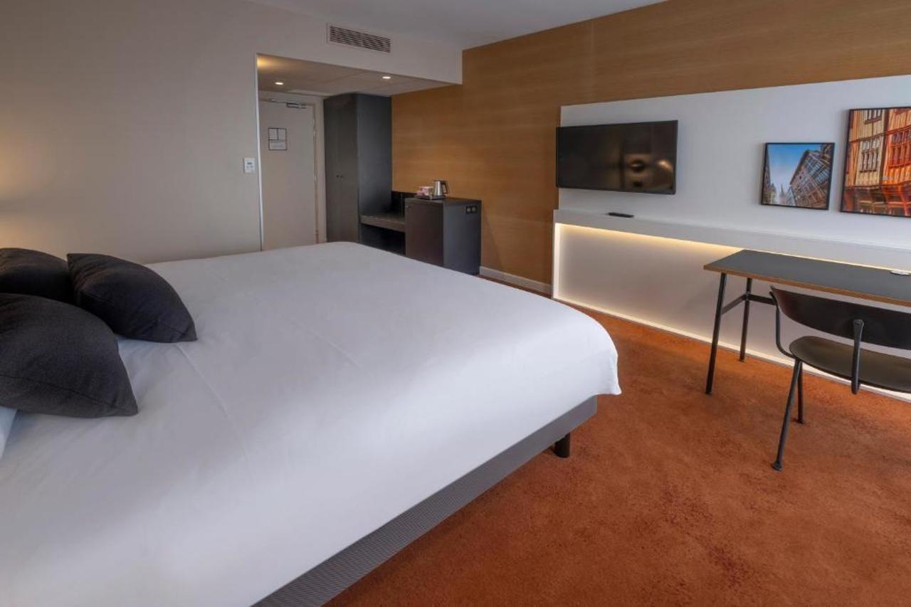 Mercure Rouen Centre Champ De Mars Exterior foto