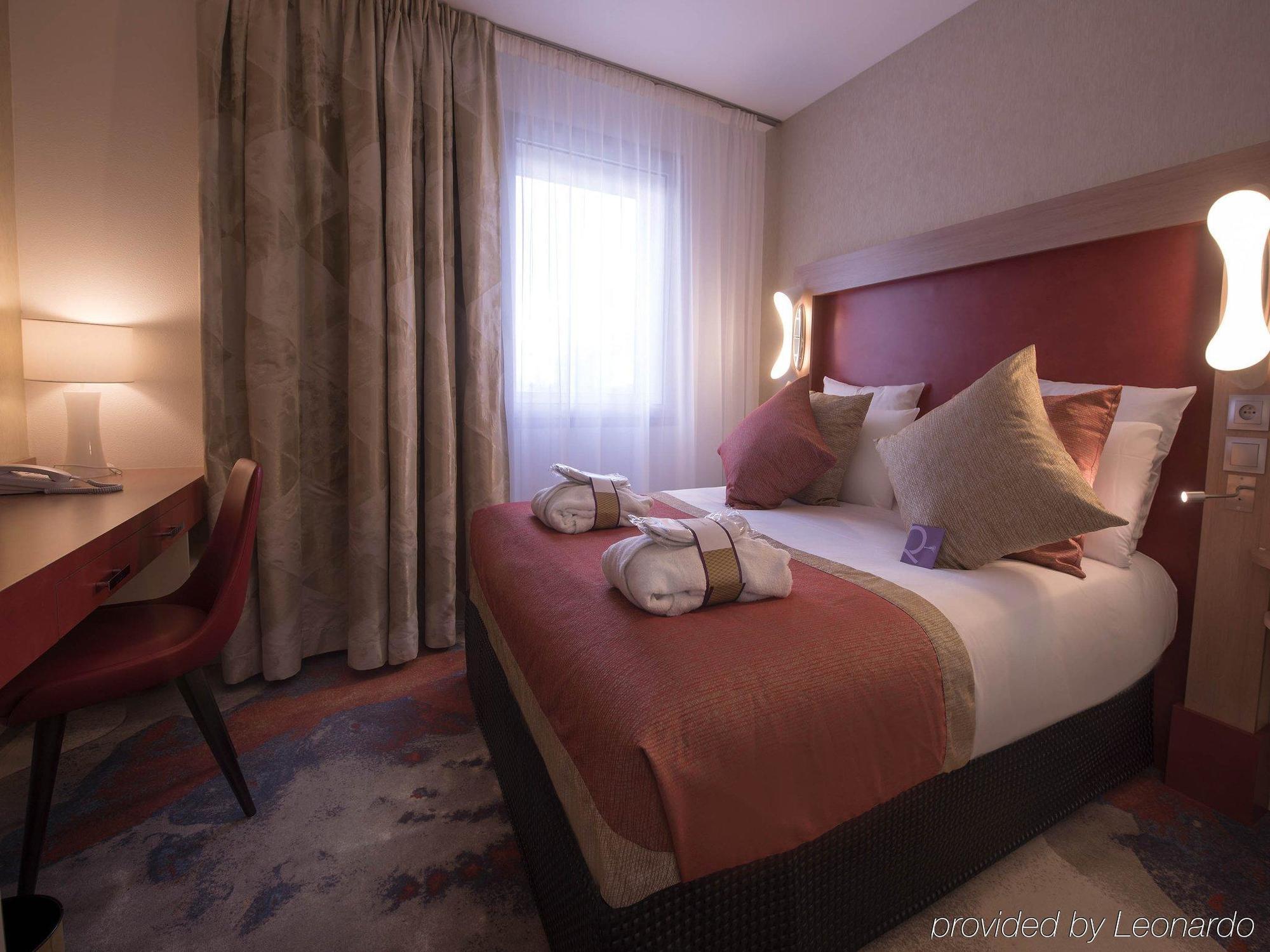Mercure Rouen Centre Champ De Mars Exterior foto